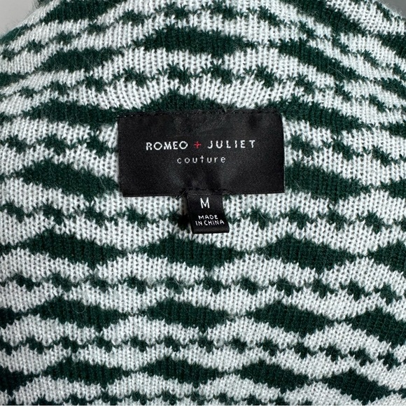 ROMEO + JULIET Couture Fringed green Kimono Sweater Scarf Collar waterfall open - Picture 6 of 7